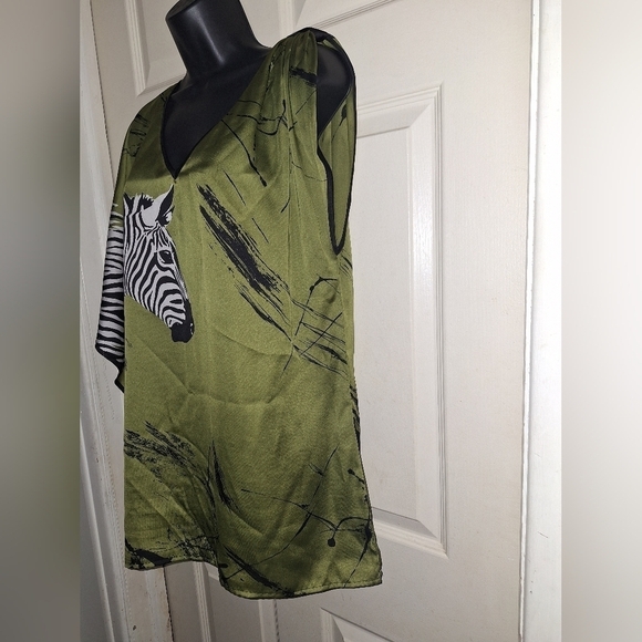 Bisou Bisou flowy zebra print blouse size large - Picture 6 of 8